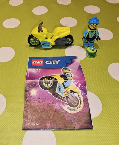 Lego city cyber stuntbike - cyber-stuntbike,